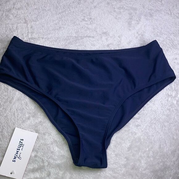 NWT SWIMSUITS FOR ALL 14 Red / Blue Floral 2 Piece Swimsuit - Picture 7 of 12